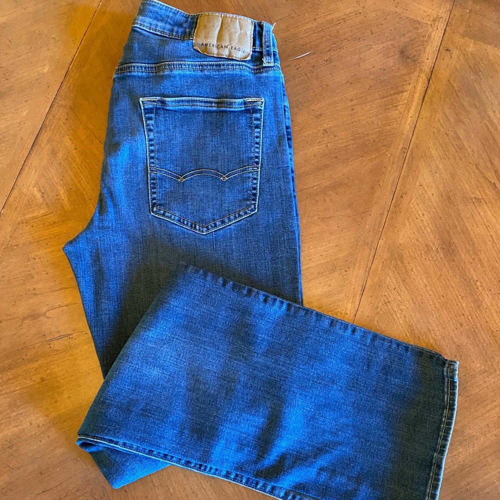 AMERICAN EAGLE JEANS!!!